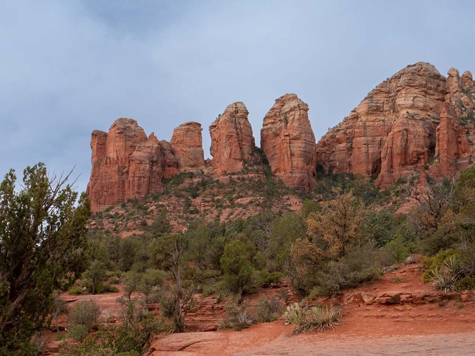 Red rock formations in the Sedona backcountry